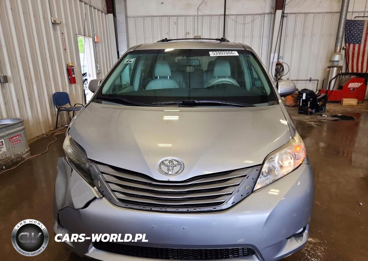 2012 Toyota Sienna Xle 8-Passenger VIN:5TDYK3DC3CS240745 - 5