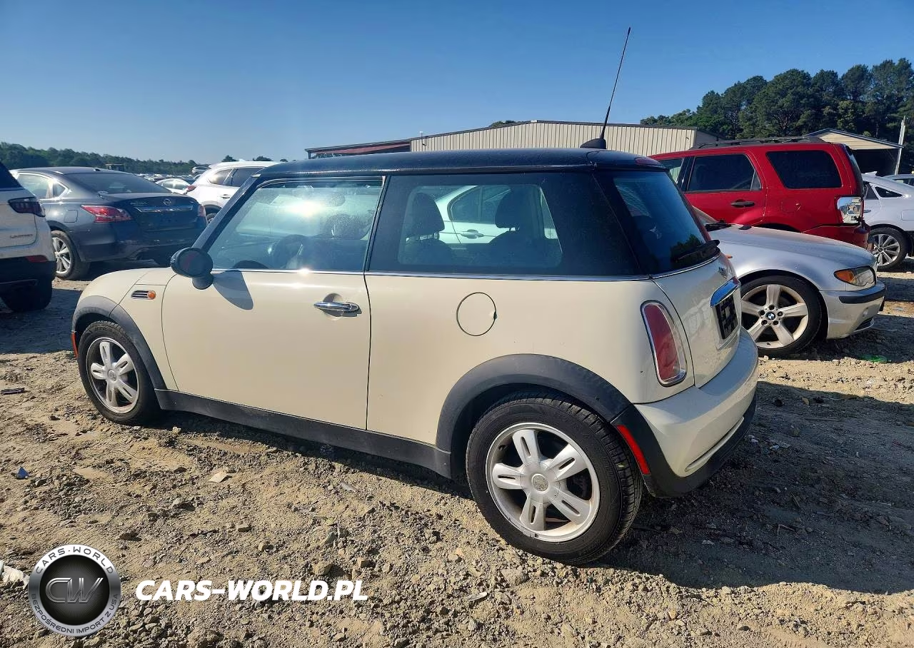 2006 Mini Cooper VIN:WMWRC33516TK15429 - 2