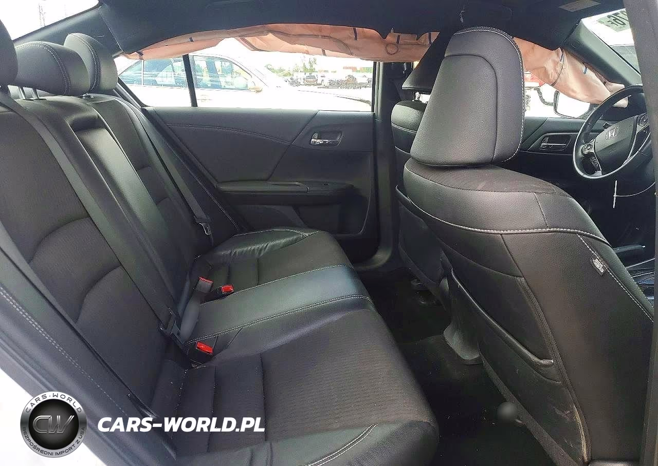 2016 Honda Accord Sport VIN:1HGCR2F55GA167090 - 10