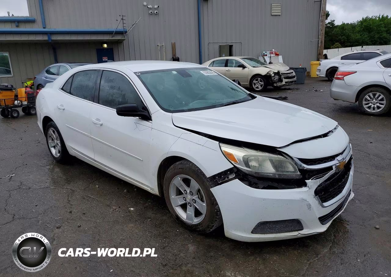 2015 Chevrolet Malibu Ls VIN:1G11B5SL3FF178776 - 4