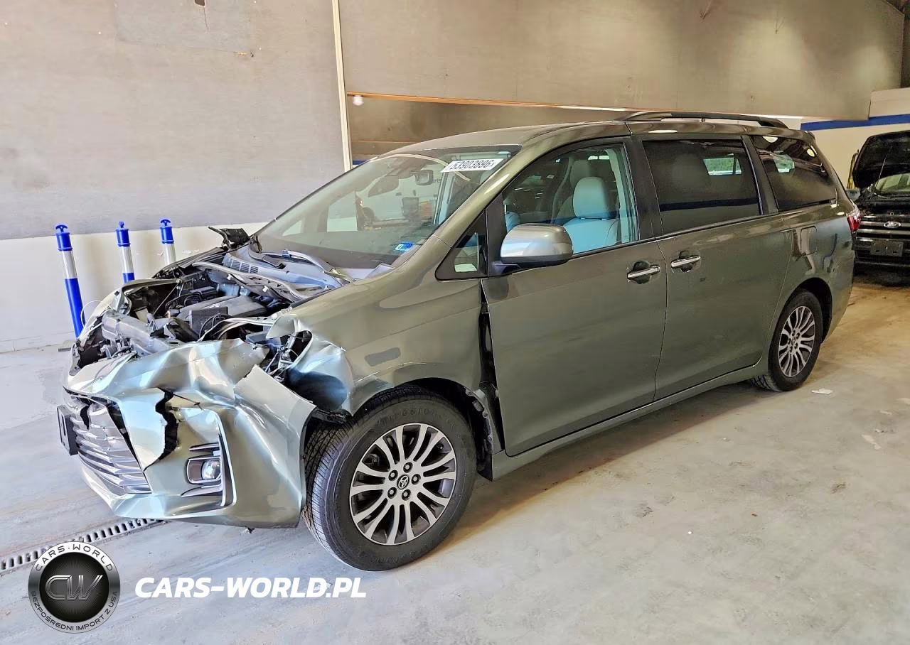 2020 Toyota Sienna Xle 8-Passenger