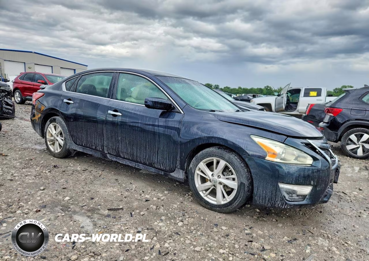 2013 Nissan Altima VIN:1N4AL3AP7DN503791 - 4