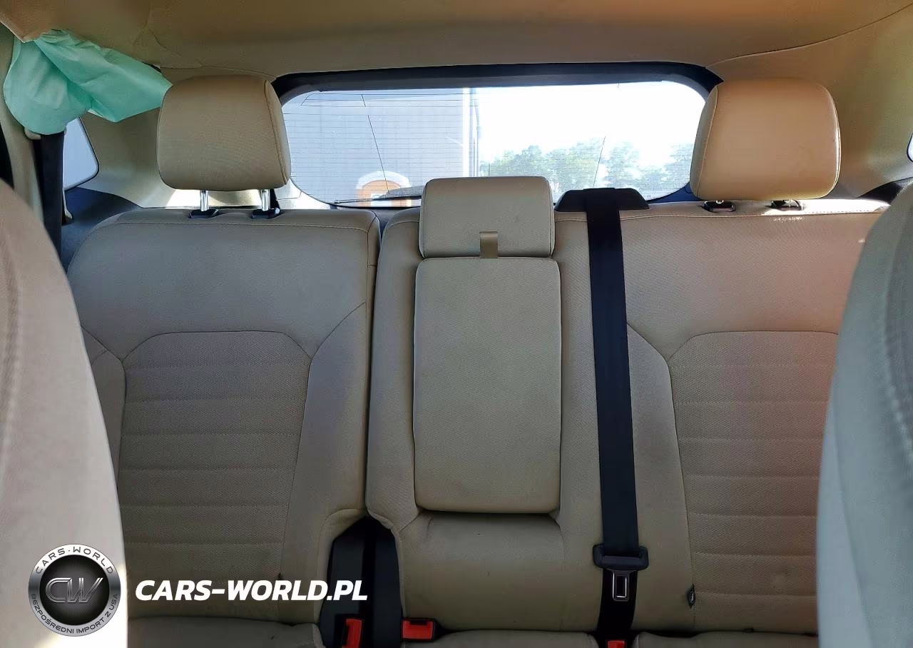 2020 Ford Edge Se VIN:2FMPK4G94LBA19976 - 10