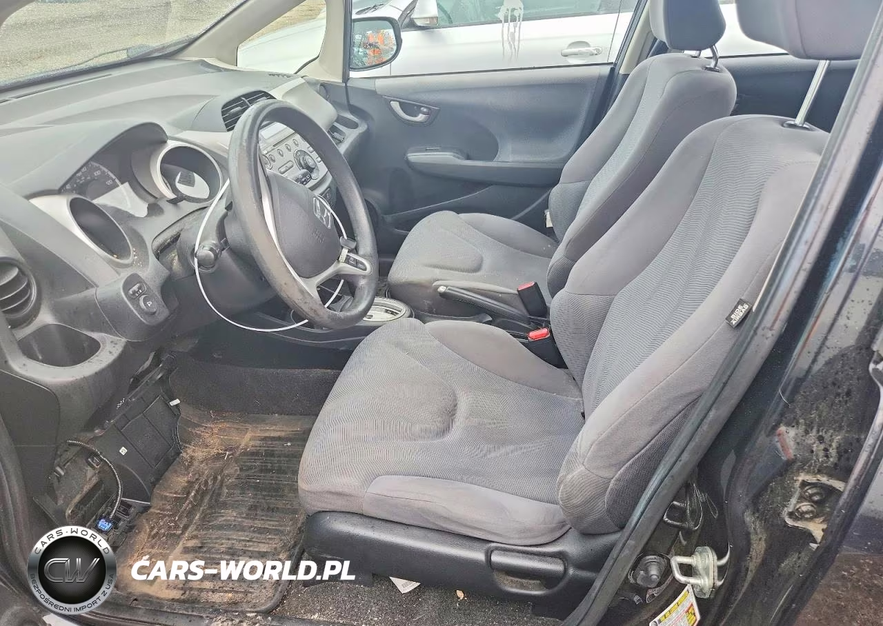 2012 Honda Fit VIN:JHMGE8H32CC005649 - 7