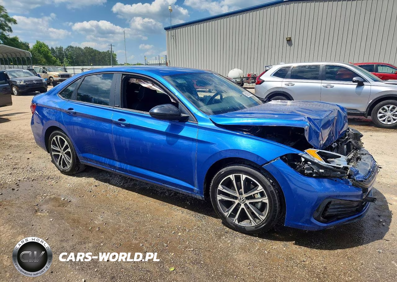 2023 Volkswagen Jetta Sport VIN:3VWBM7BU8PM016067 - 4