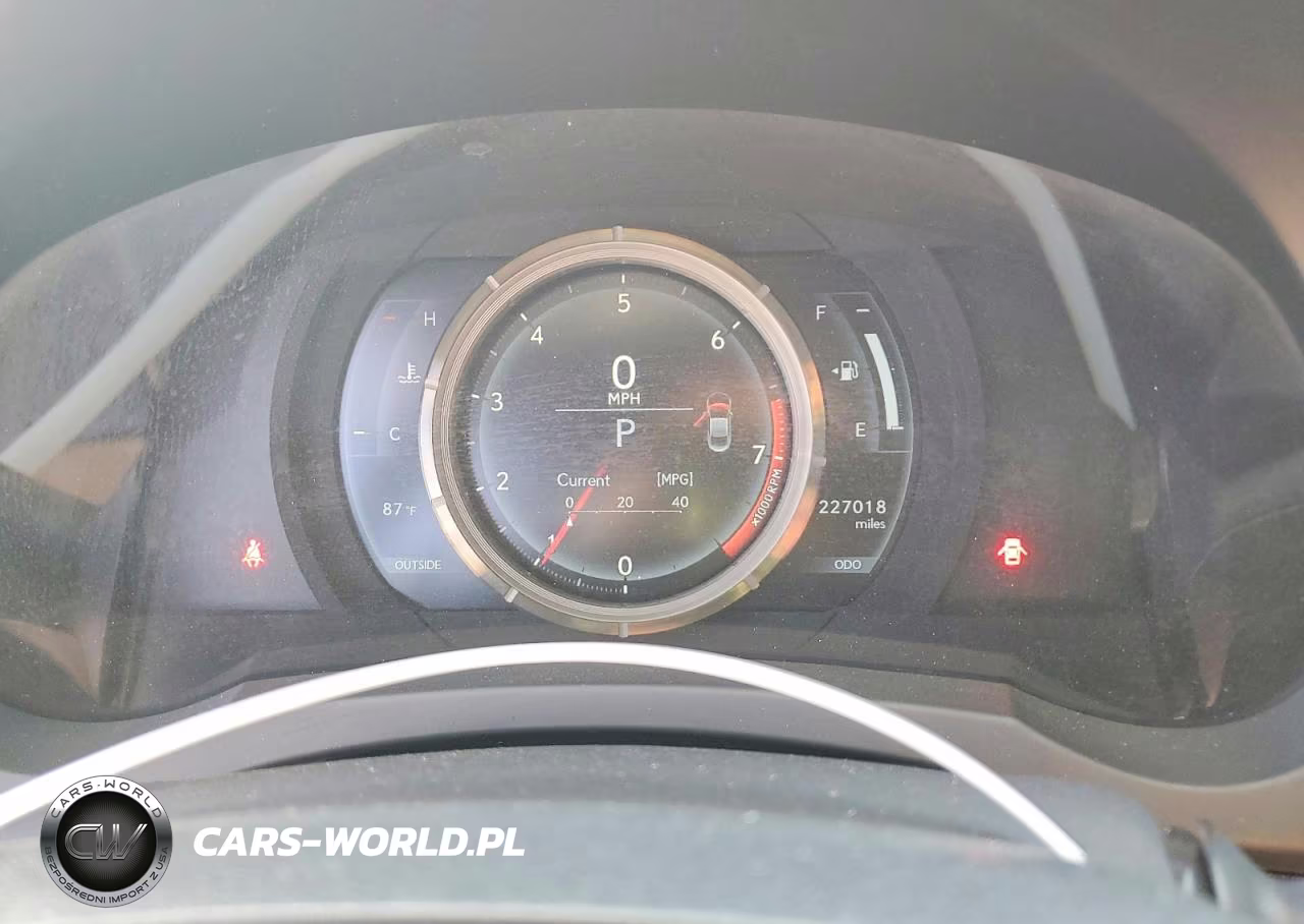 2015 Lexus Rc 350 VIN:JTHHE5BC2F5008488 - 9
