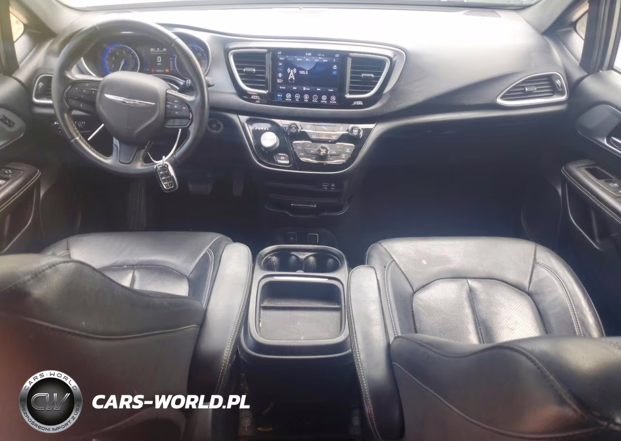 2020 Chrysler Pacifica Touring L VIN:2C4RC1BGXLR173257 - 8