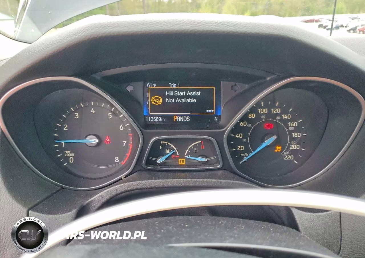 2016 Ford Focus Se VIN:1FADP3K22GL295419 - 9