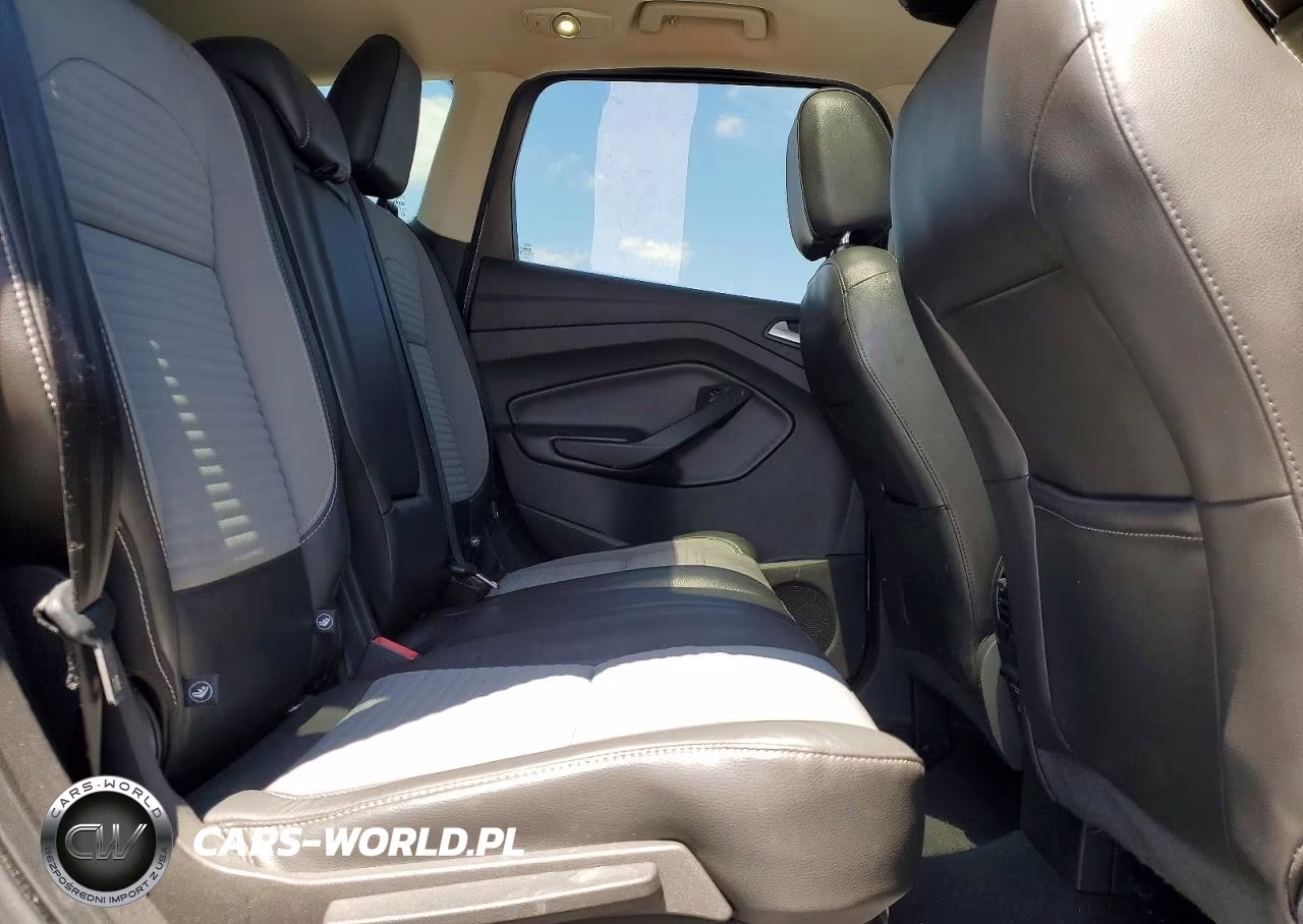 2017 Ford Escape Titanium VIN:1FMCU0JD3HUA80896 - 11