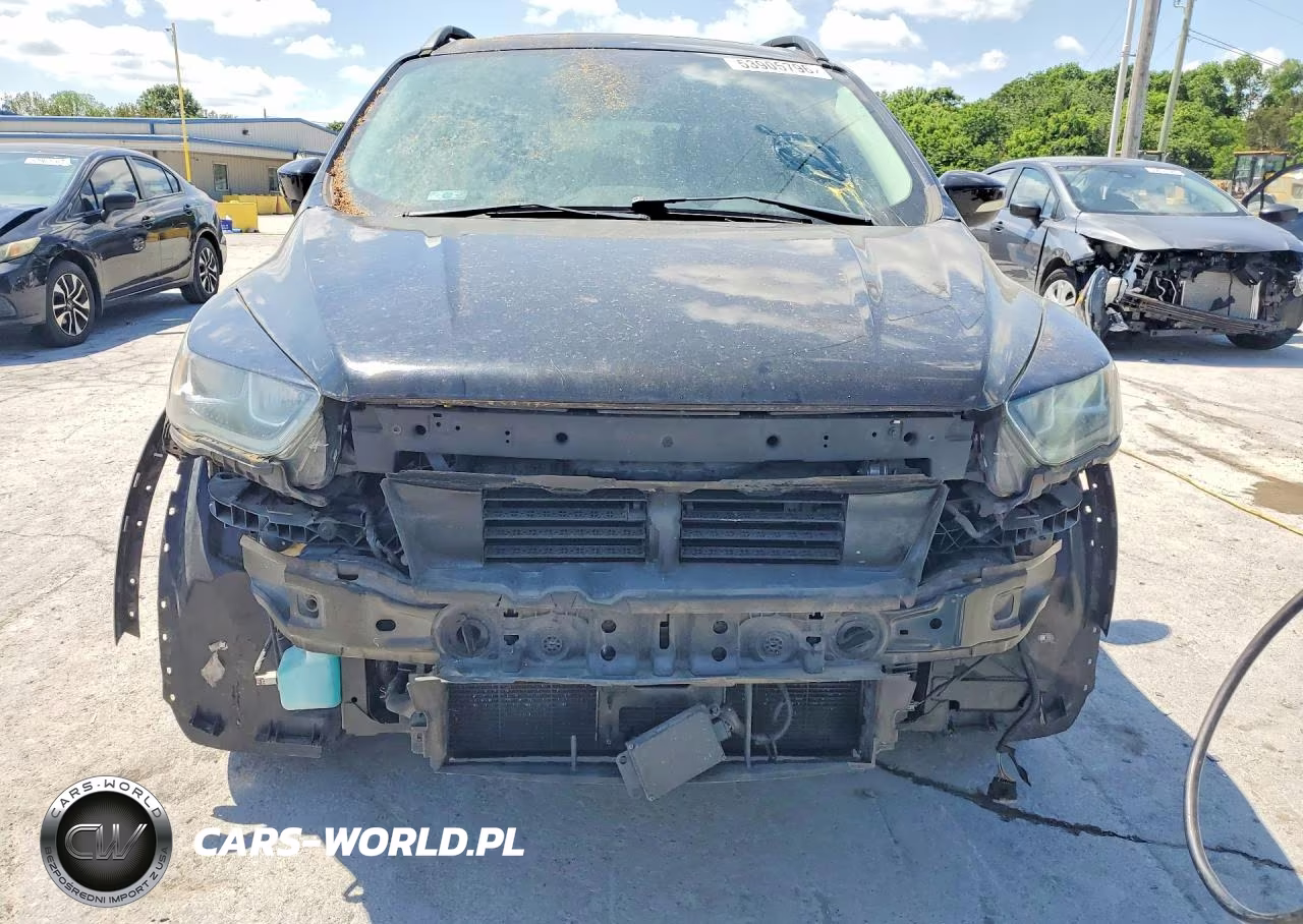 2017 Ford Escape Titanium VIN:1FMCU0JD3HUA80896 - 5