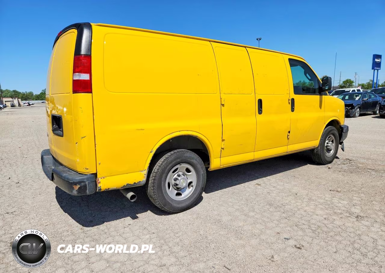 2021 Chevrolet Express 2500 Cargo Delivery Van VIN:1GCWGAFP2M1166830 - 3