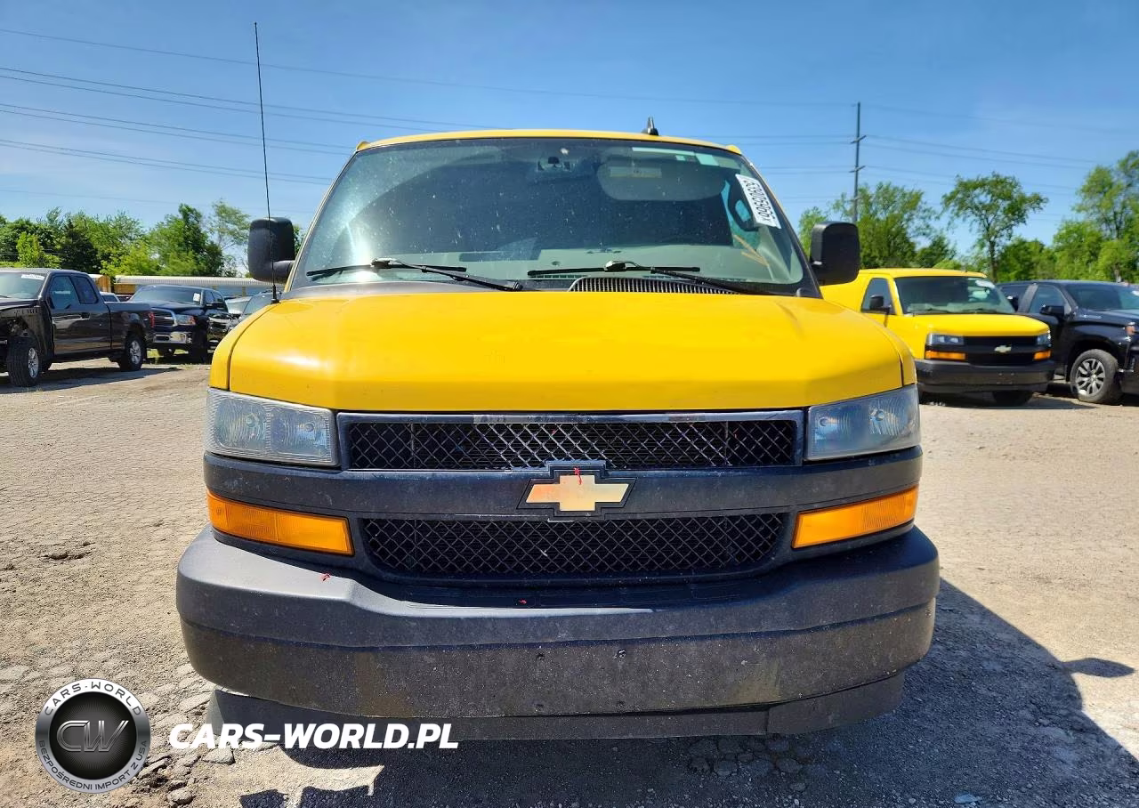2021 Chevrolet Express 2500 Cargo Delivery Van VIN:1GCWGAFP2M1166830 - 5