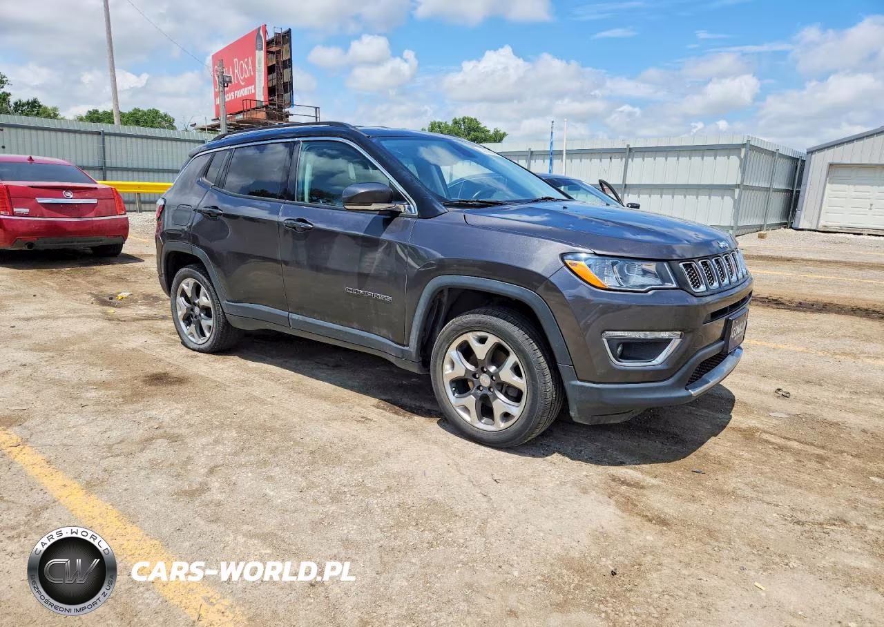 2018 Jeep Compass Limited VIN:3C4NJDCB3JT281965 - 4