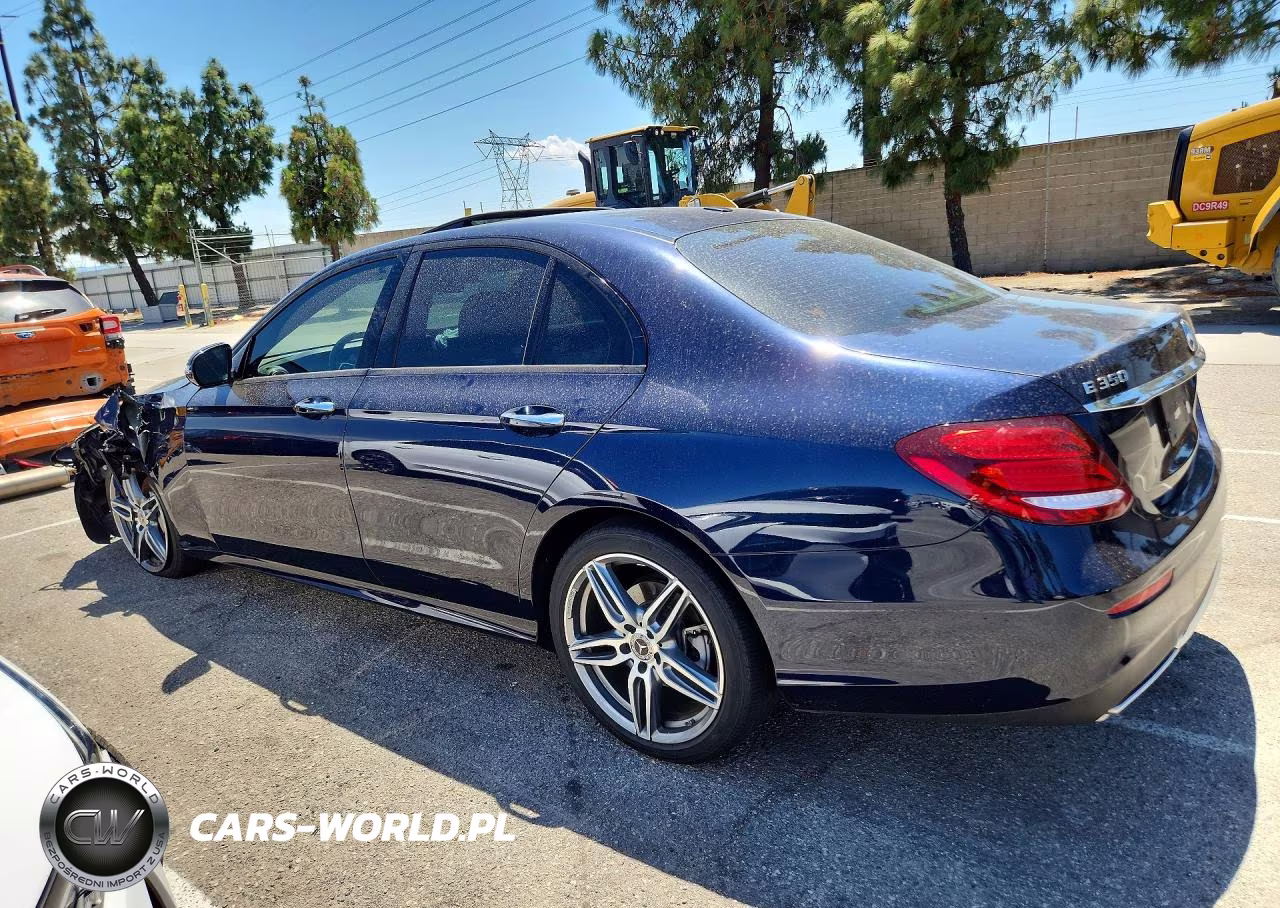 2020 Mercedes-Benz E 350 VIN:WDDZF8DB2LA711817 - 2