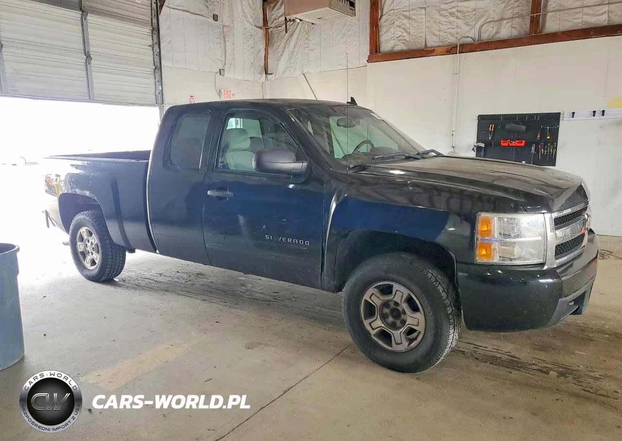 2008 Chevrolet Silverado K1500 VIN:2GCEK19Y081233472 - 4