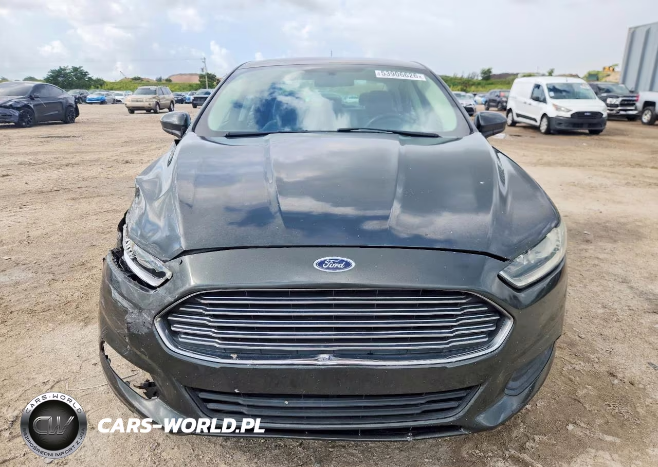 2015 Ford Fusion S VIN:3FA6P0G79FR123786 - 5