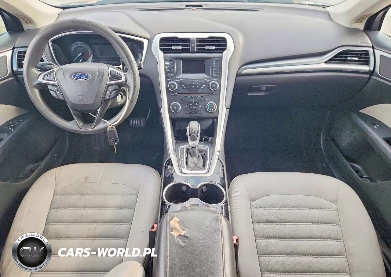2015 Ford Fusion S VIN:3FA6P0G79FR123786 - 8
