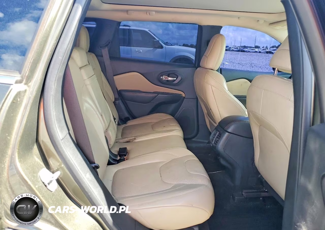 2015 Jeep Cherokee Limited VIN:1C4PJLDS3FW731701 - 10