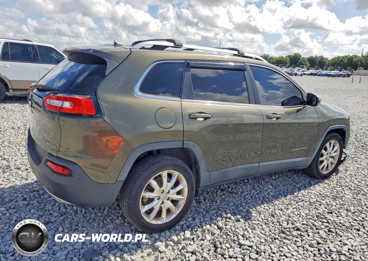 2015 Jeep Cherokee Limited VIN:1C4PJLDS3FW731701 - 3
