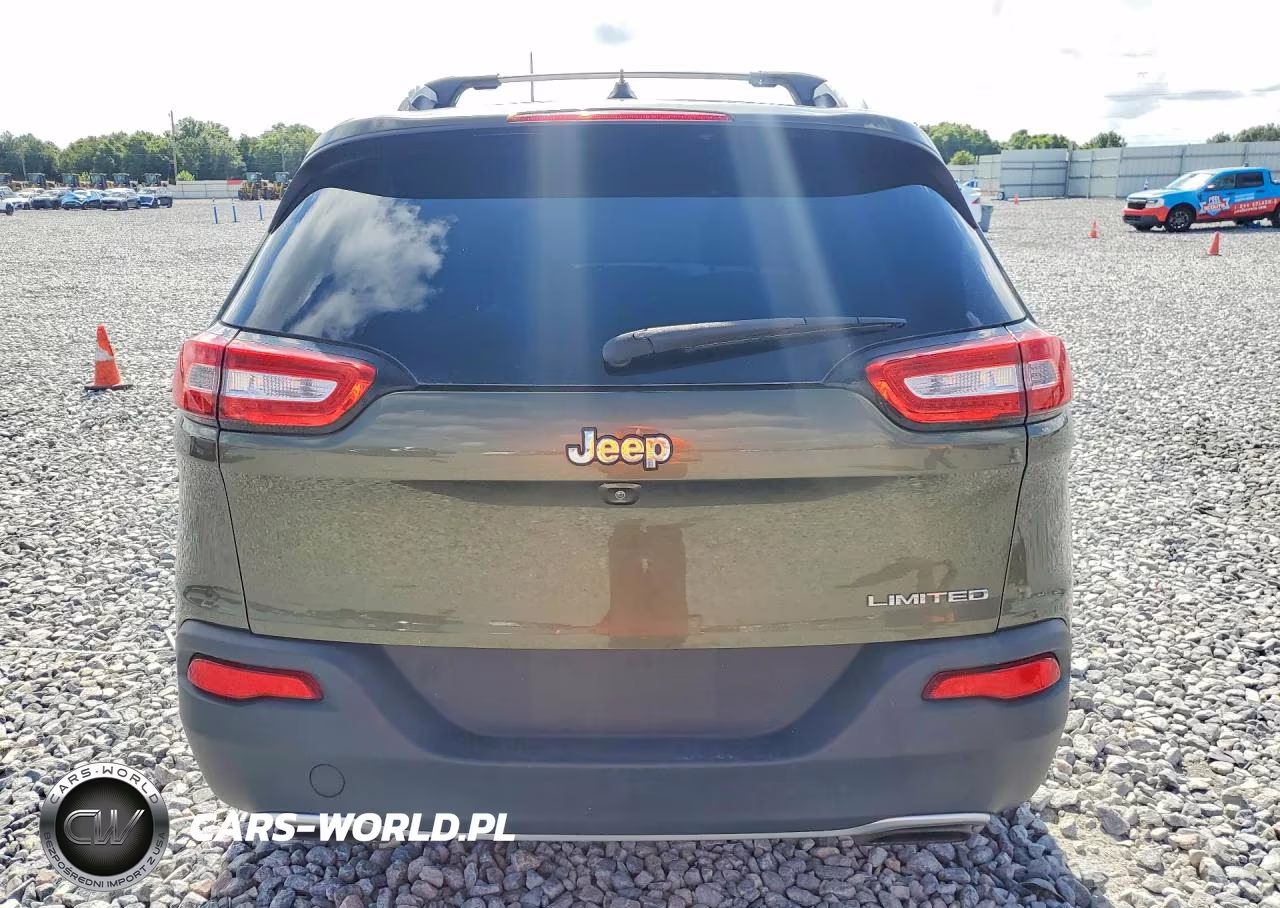 2015 Jeep Cherokee Limited VIN:1C4PJLDS3FW731701 - 6