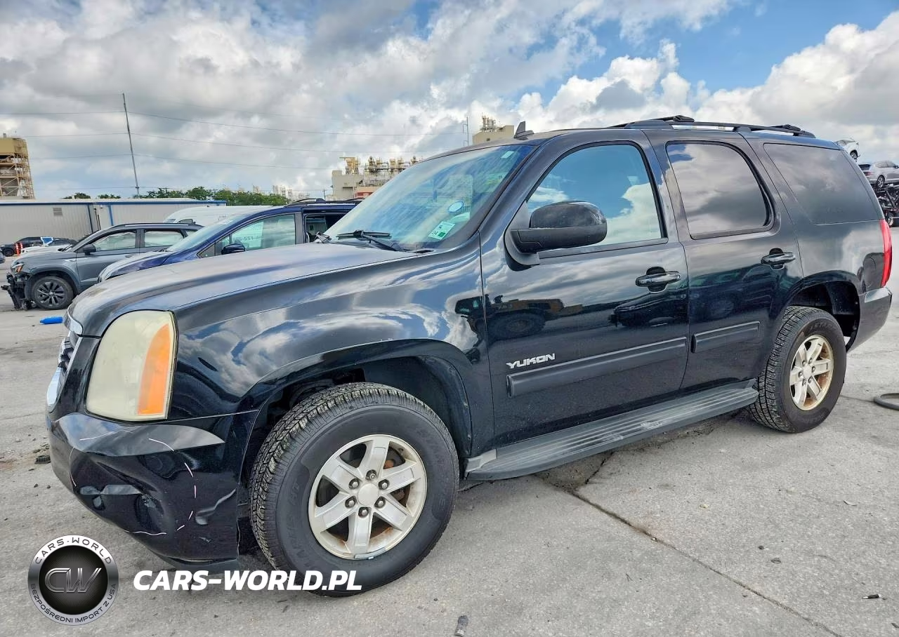 2011 GMC Yukon Sle