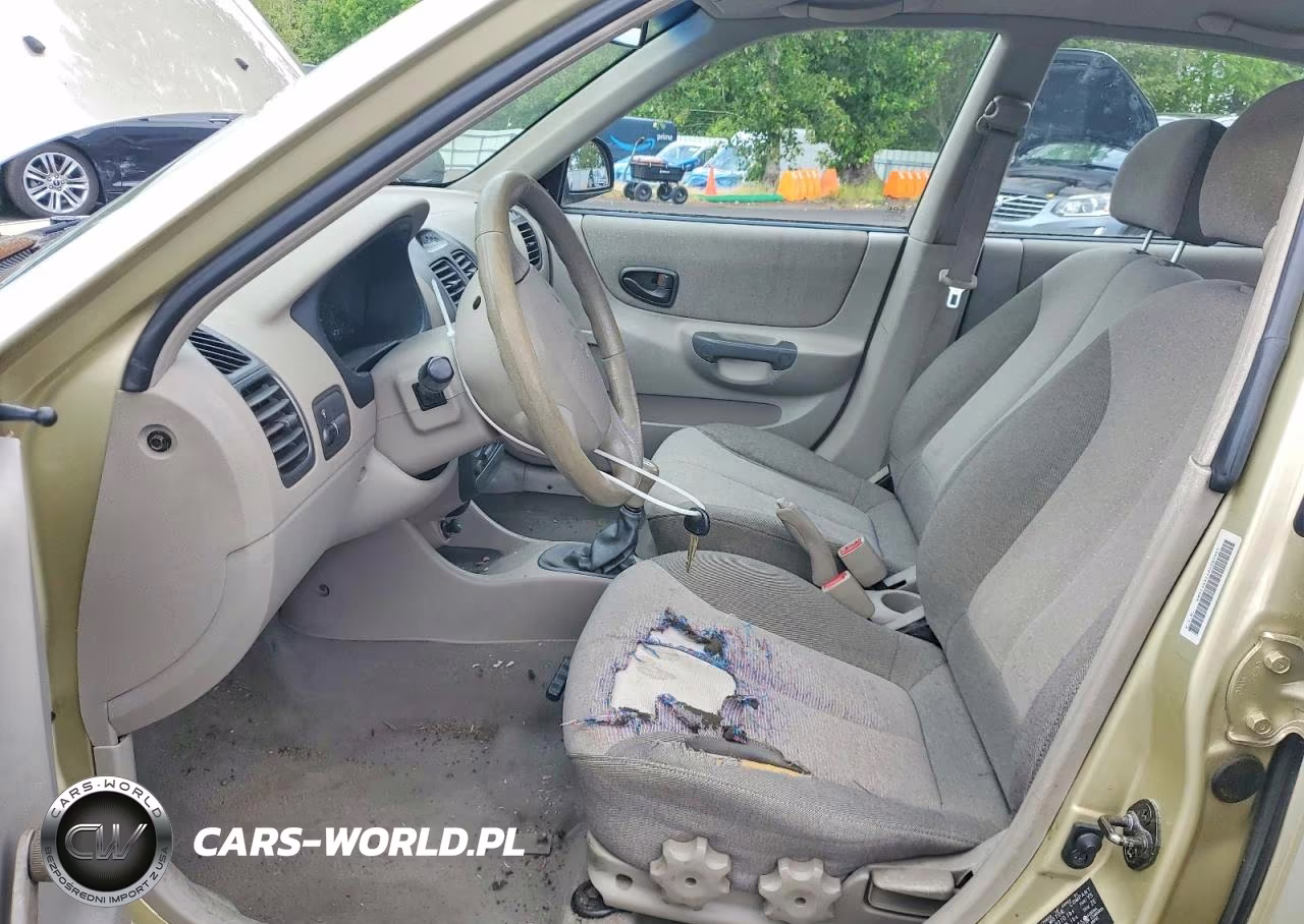 2002 Hyundai Accent Gl VIN:KMHCG45C42U389901 - 7