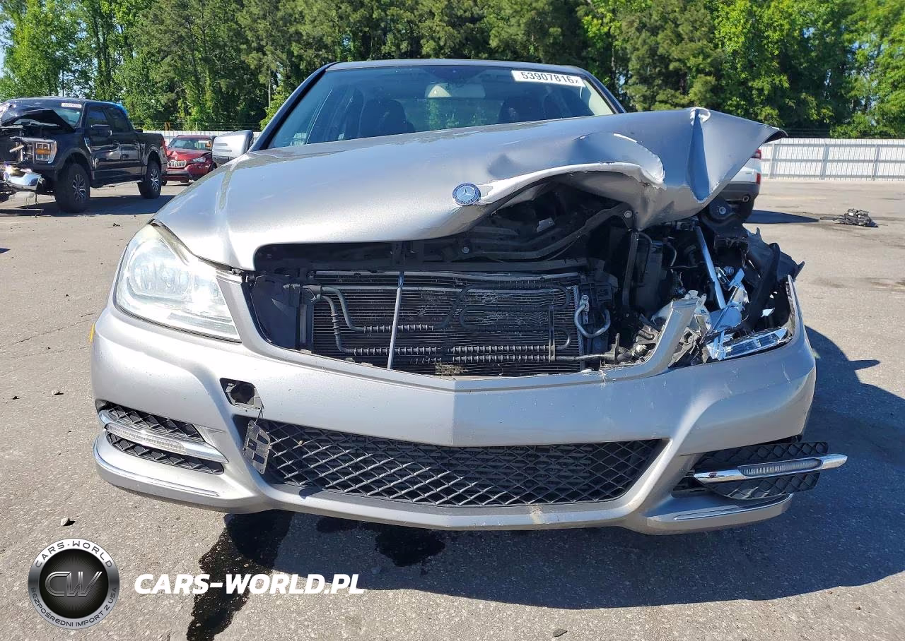 2014 Mercedes-Benz C 250 VIN:WDDGF4HB8EA924199 - 5