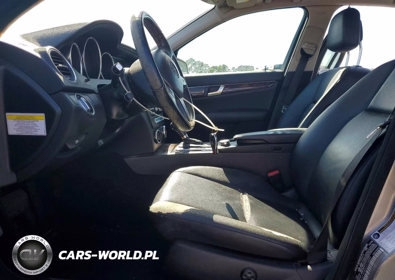 2014 Mercedes-Benz C 250 VIN:WDDGF4HB8EA924199 - 7