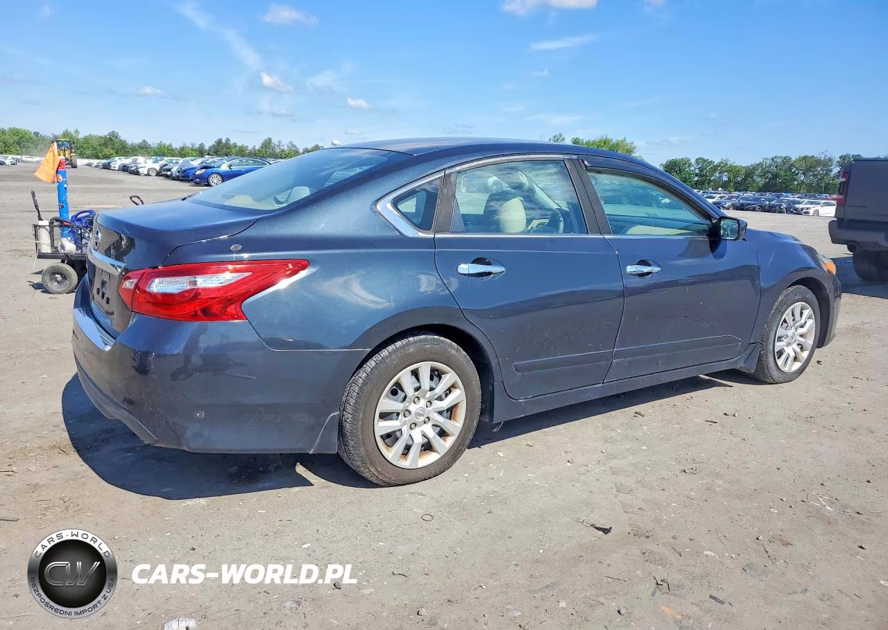 2017 Nissan Altima 2.5 S VIN:1N4AL3AP1HN317105 - 3