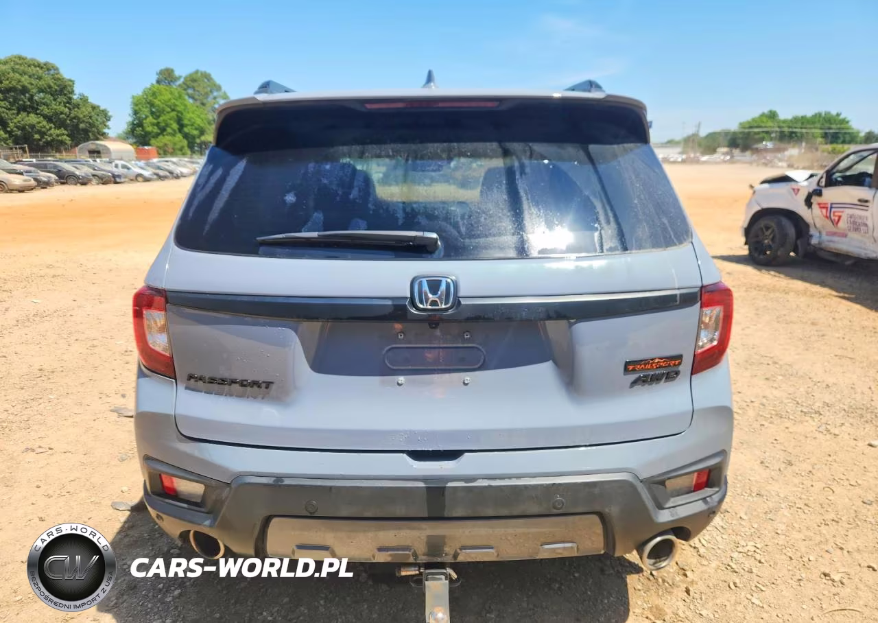 2023 Honda Passport Trail Sport VIN:5FNYF8H67PB041357 - 6