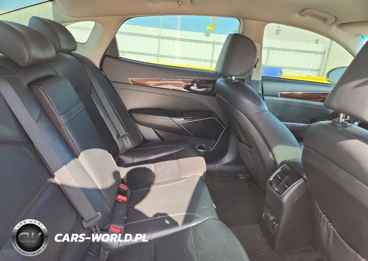 2017 Kia Cadenza Premium VIN:KNALB4J19H5039591 - 10