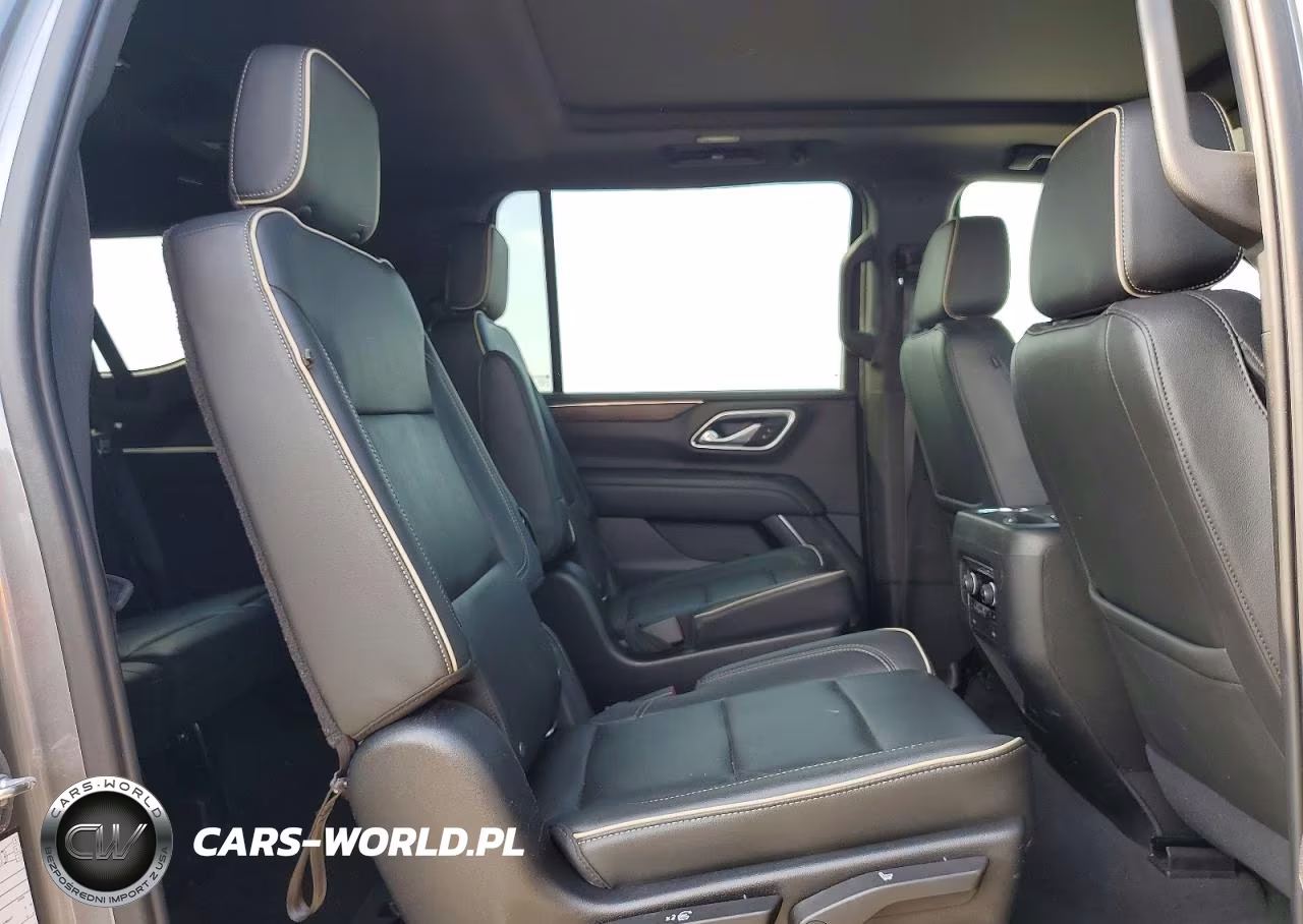 2021 Chevrolet Suburban C1500 Premier VIN:1GNSCFKD3MR338875 - 11