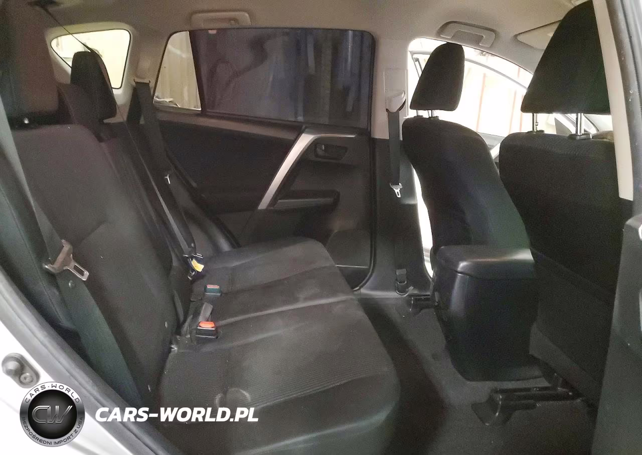 2018 Toyota Rav4 Le VIN:JTMZFREV7JJ183195 - 11