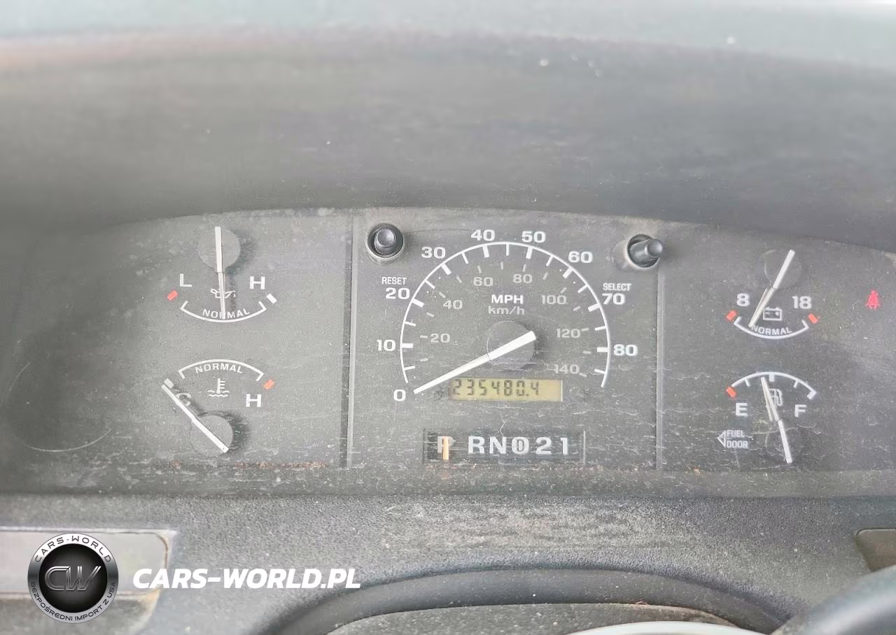1997 Ford F350 Super Duty Box Truck VIN:1FDKF37G9VEC73925 - 9