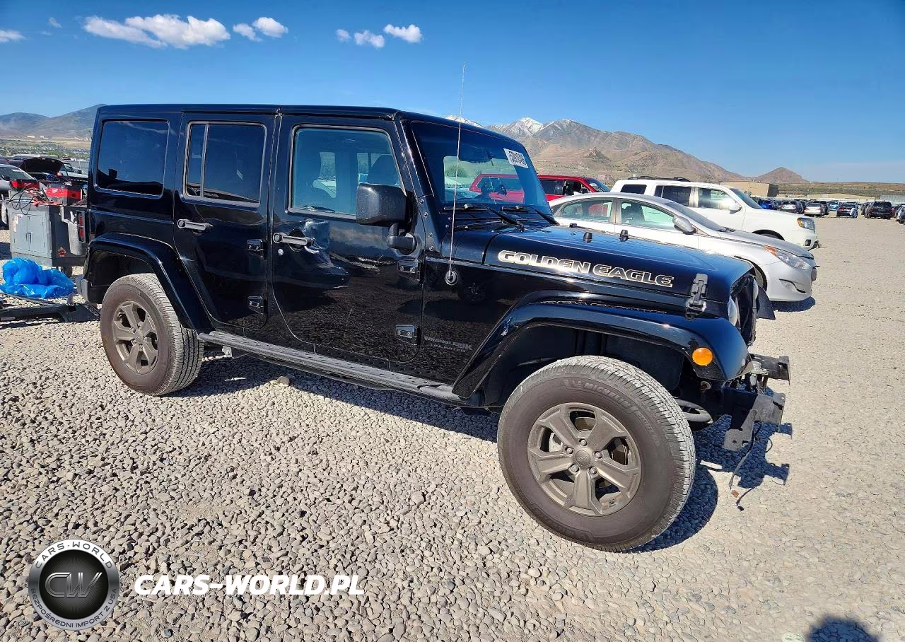 2018 Jeep Wrangler Unlimited Sport VIN:1C4BJWDG2JL892476 - 4