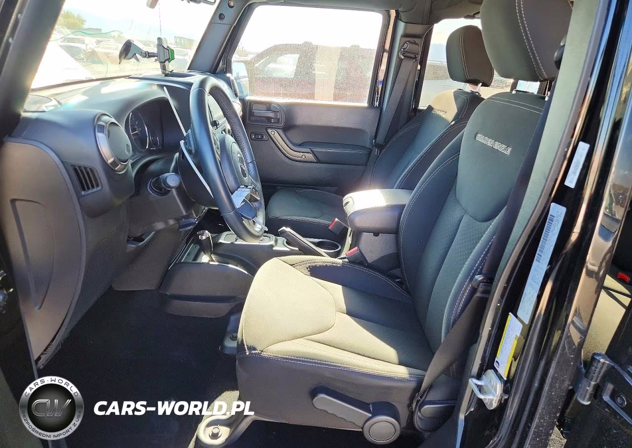 2018 Jeep Wrangler Unlimited Sport VIN:1C4BJWDG2JL892476 - 7