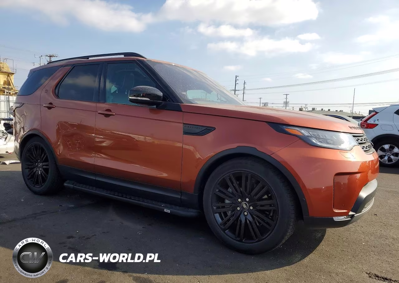 2018 Land Rover Discovery Hse VIN:SALRR2RV9JA059365 - 4