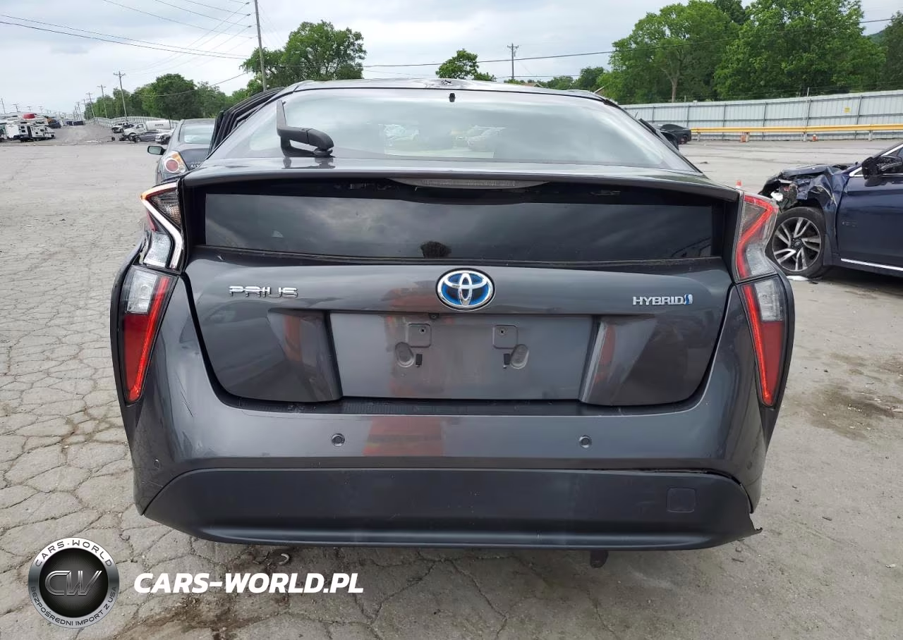 2017 Toyota Prius Two VIN:JTDKBRFU5H3044815 - 6