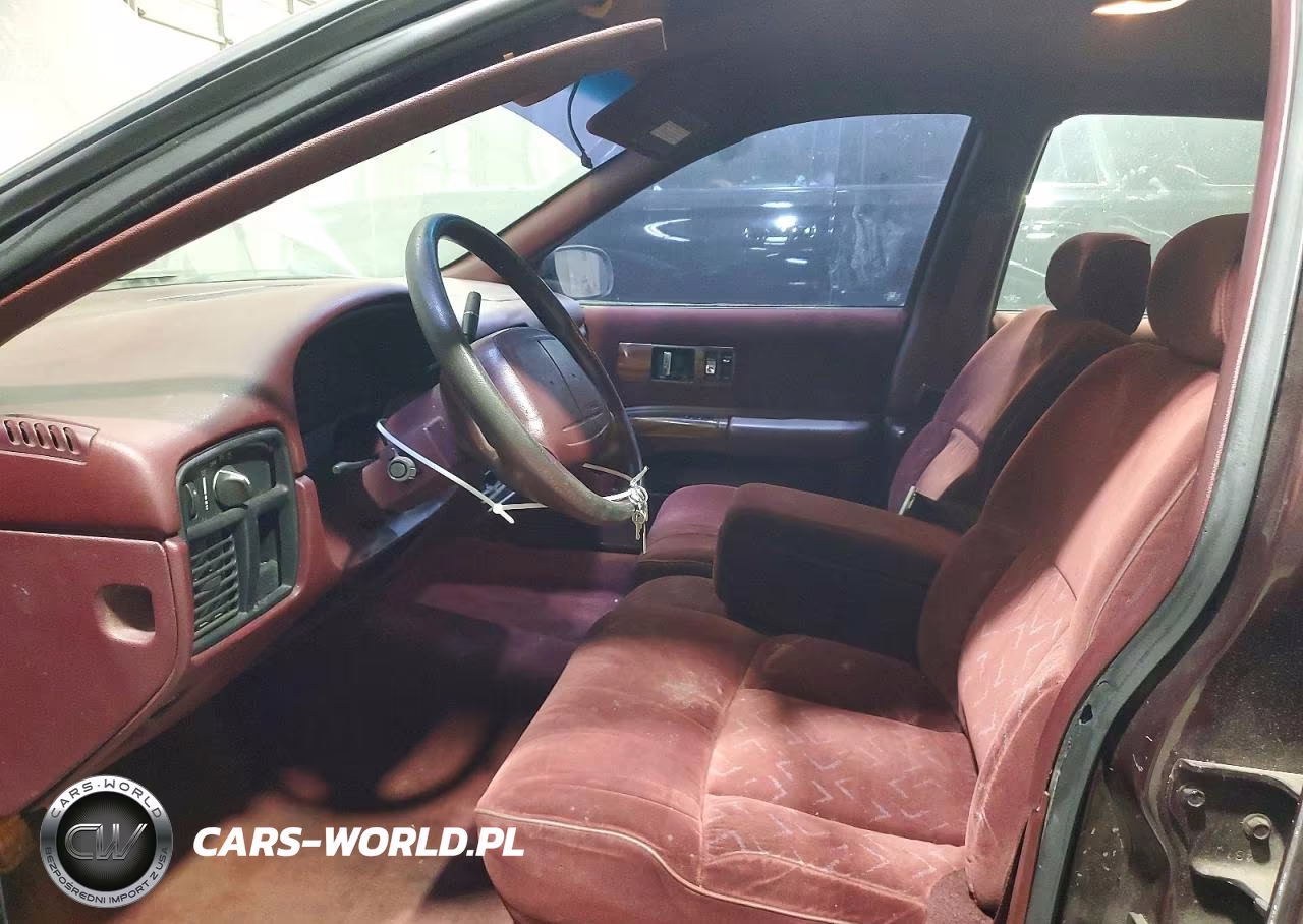 1996 Chevrolet Caprice Classic VIN:1G1BL52W9TR159767 - 7