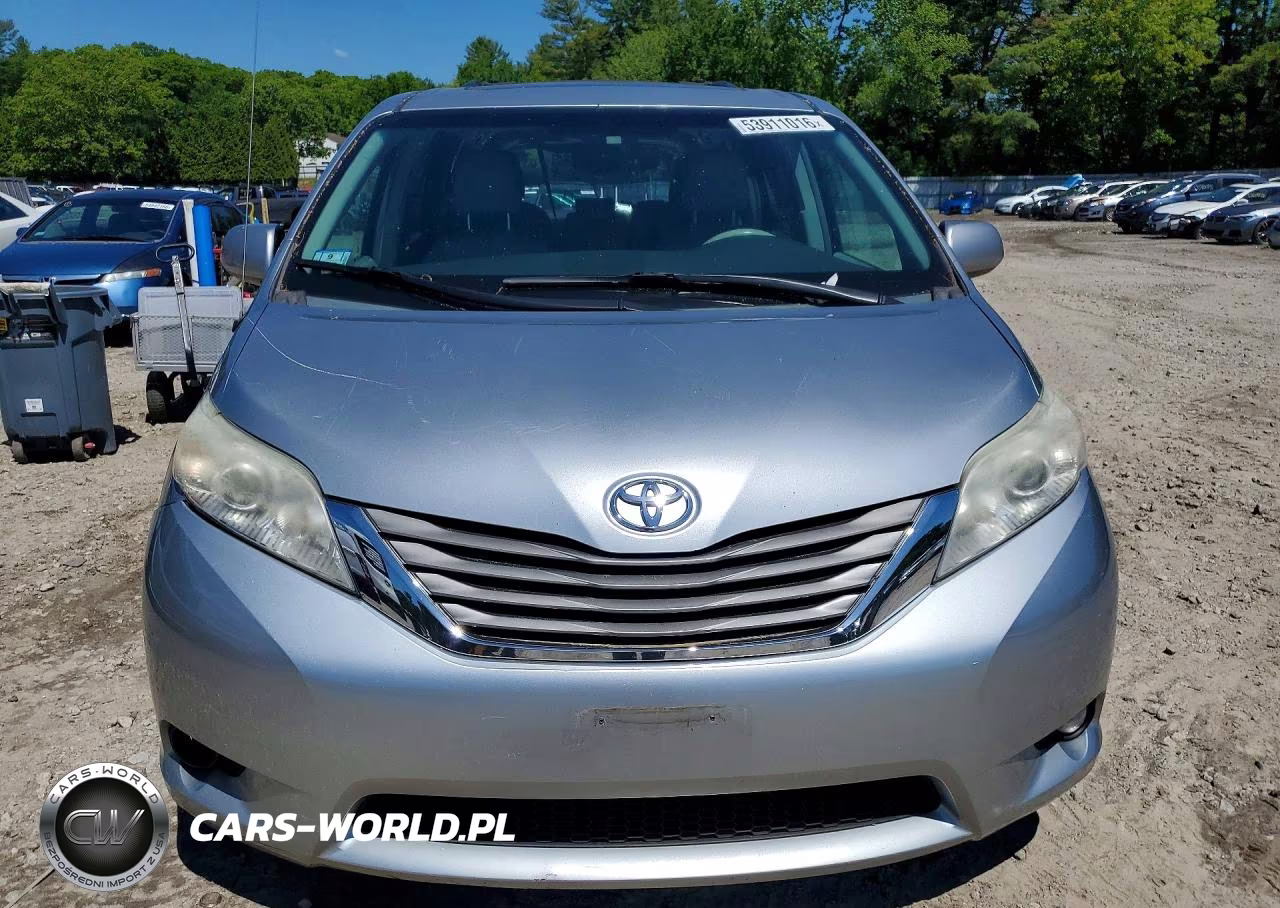 2014 Toyota Sienna Xle 8-Passenger VIN:5TDYK3DC3ES516134 - 5