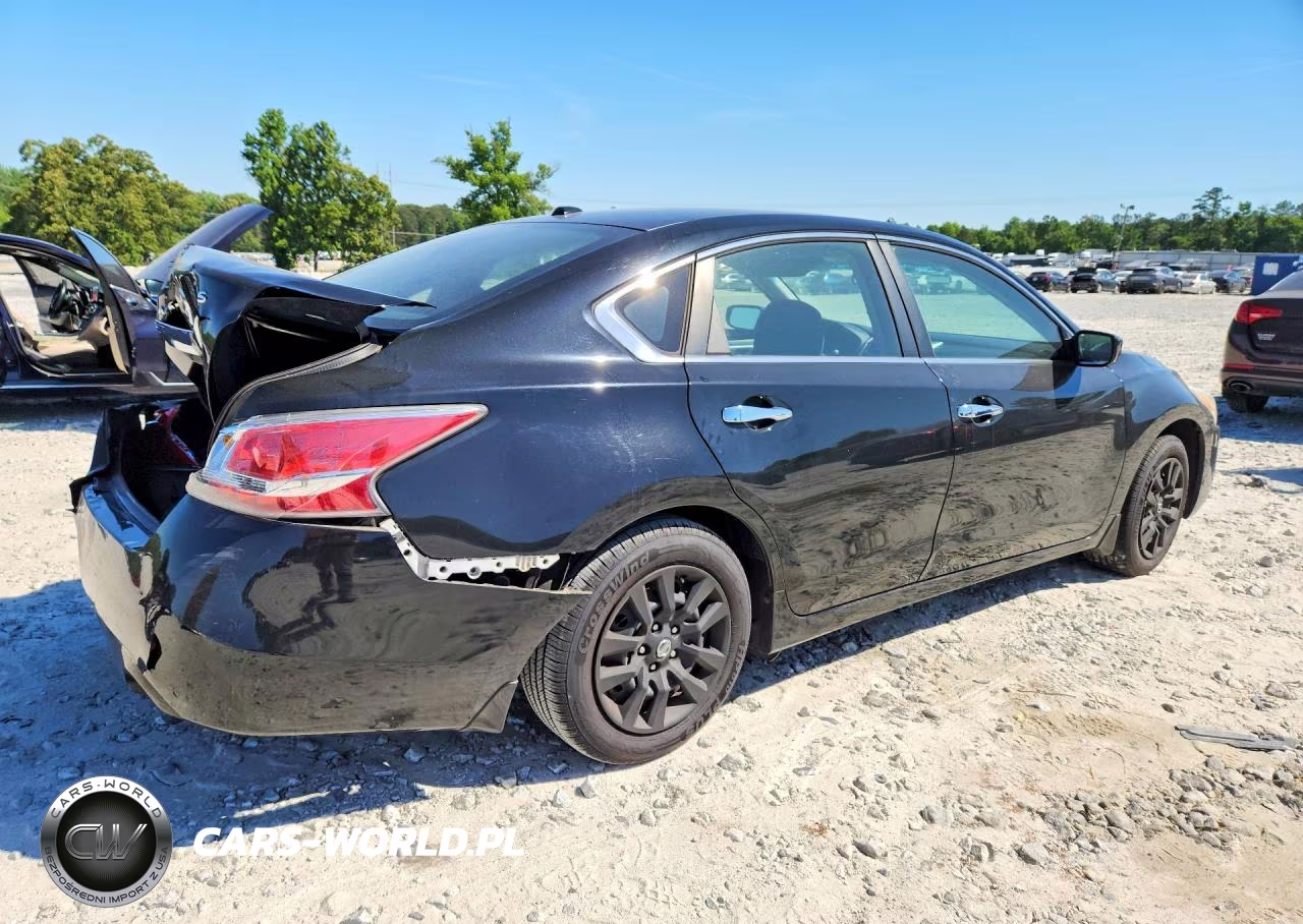 2015 Nissan Altima 2.5 S VIN:1N4AL3AP6FC435675 - 3