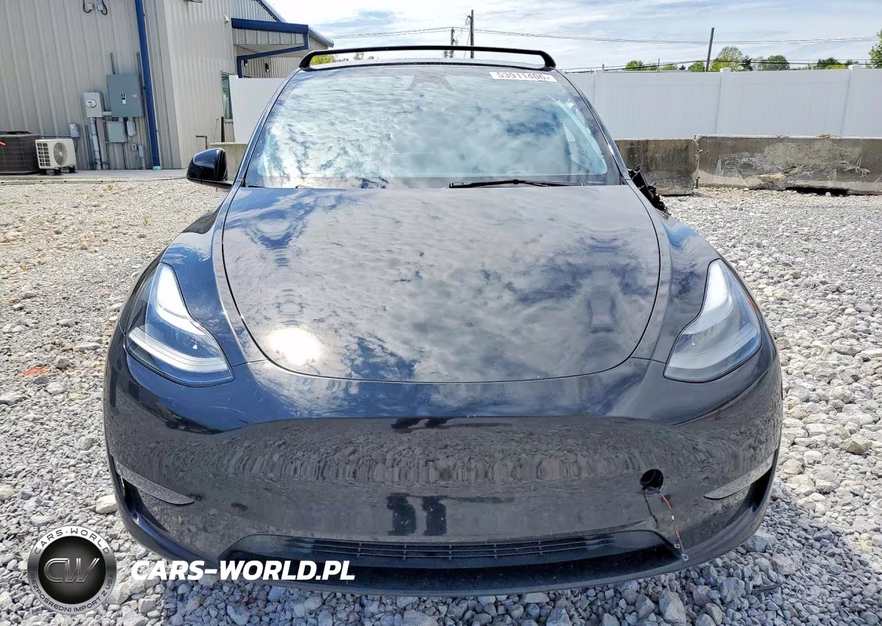 2023 Tesla Model Y VIN:7SAYGDEE6PA182115 - 5