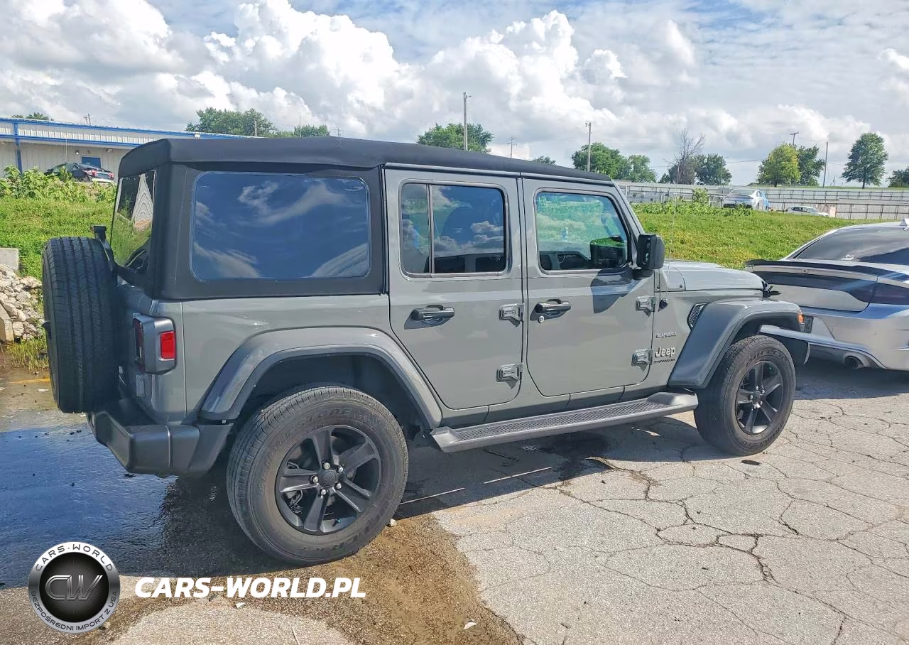 2023 Jeep Wrangler Sahara VIN:1C4HJXEN0PW677098 - 3