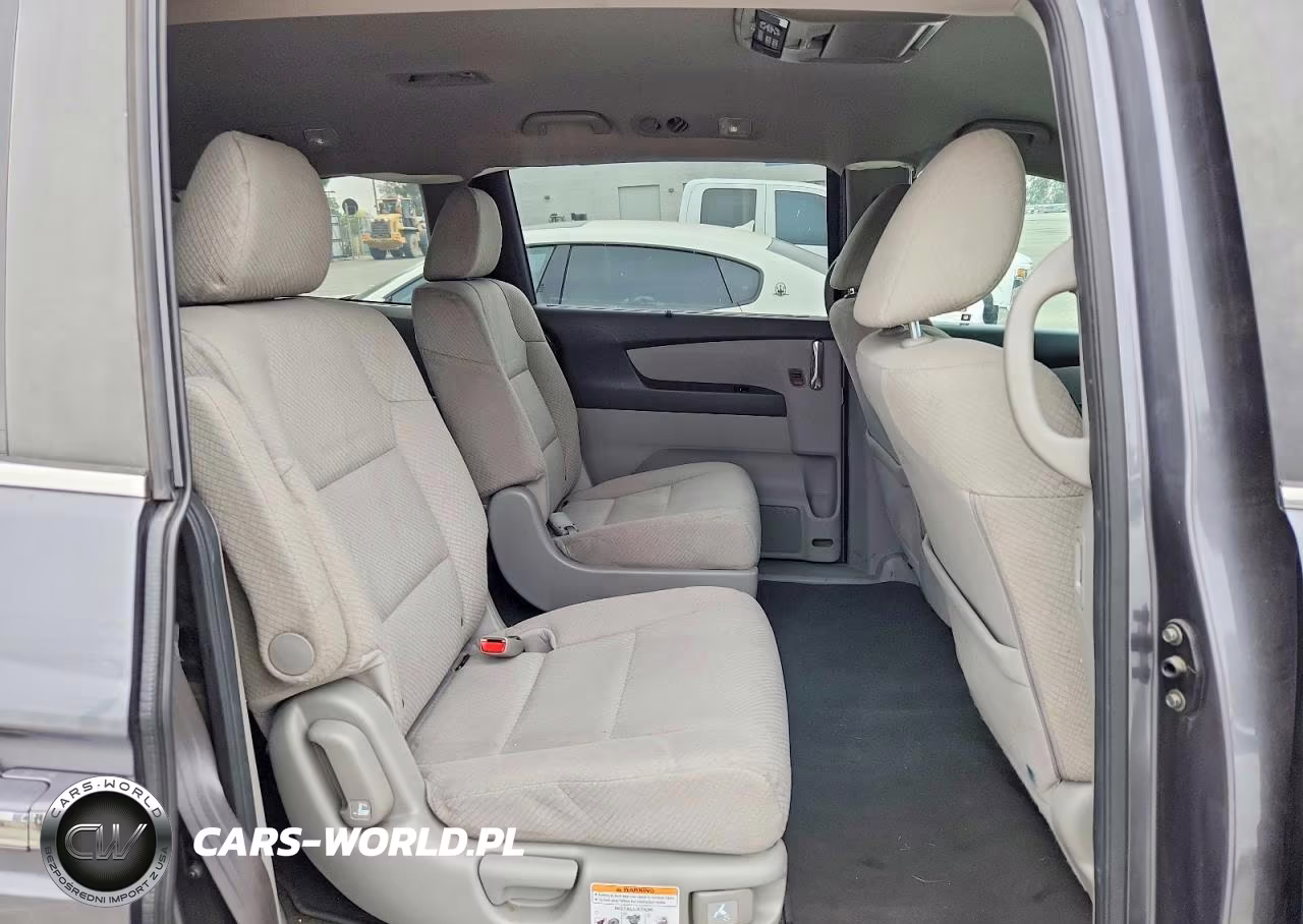 2017 Honda Odyssey Se VIN:5FNRL5H34HB023210 - 11
