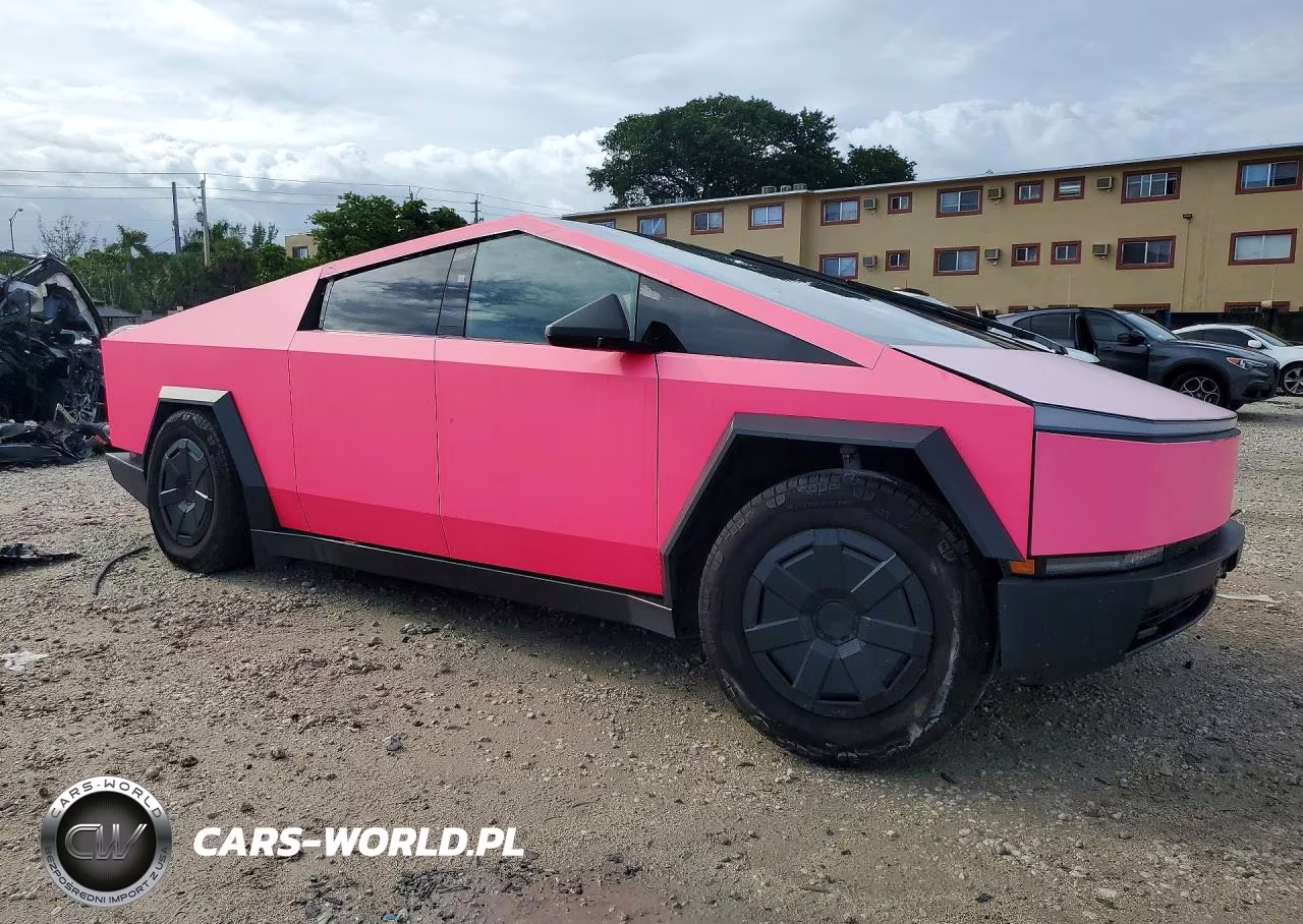 2024 Tesla Cybertruck VIN:7G2CEHED2RA034183 - 4