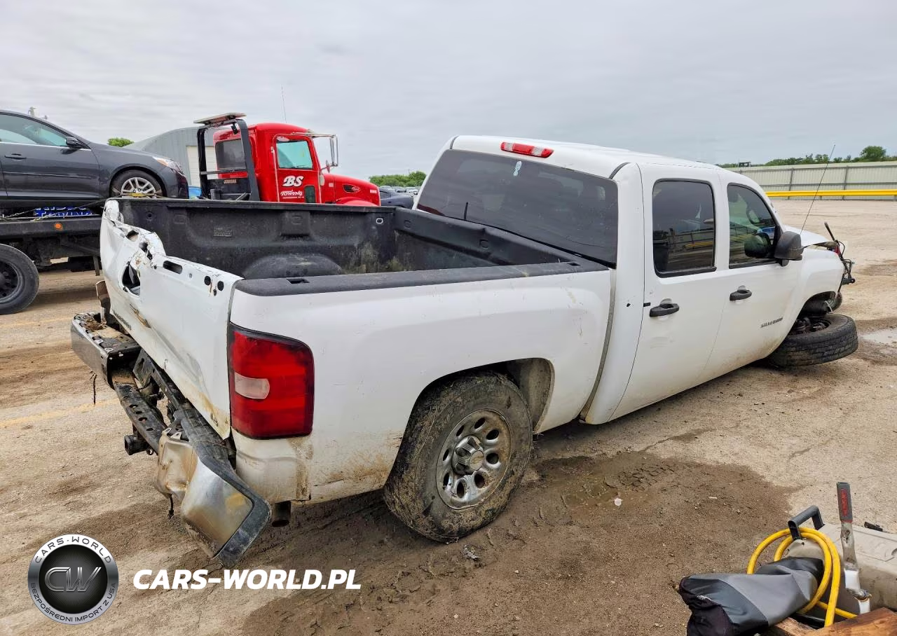 2011 Chevrolet Silverado K1500 Ls VIN:3GCPKREA8BG358606 - 3