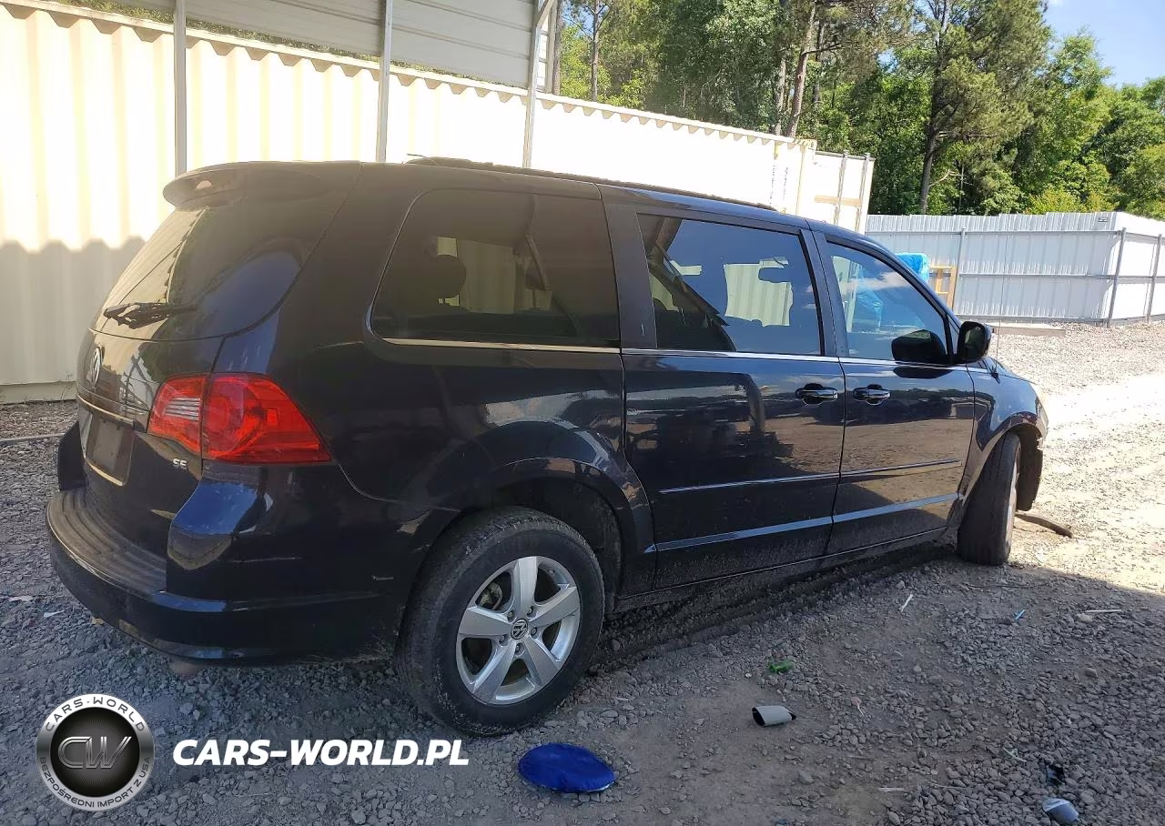 2011 Volkswagen Routan Se VIN:2V4RW3DG5BR670639 - 3