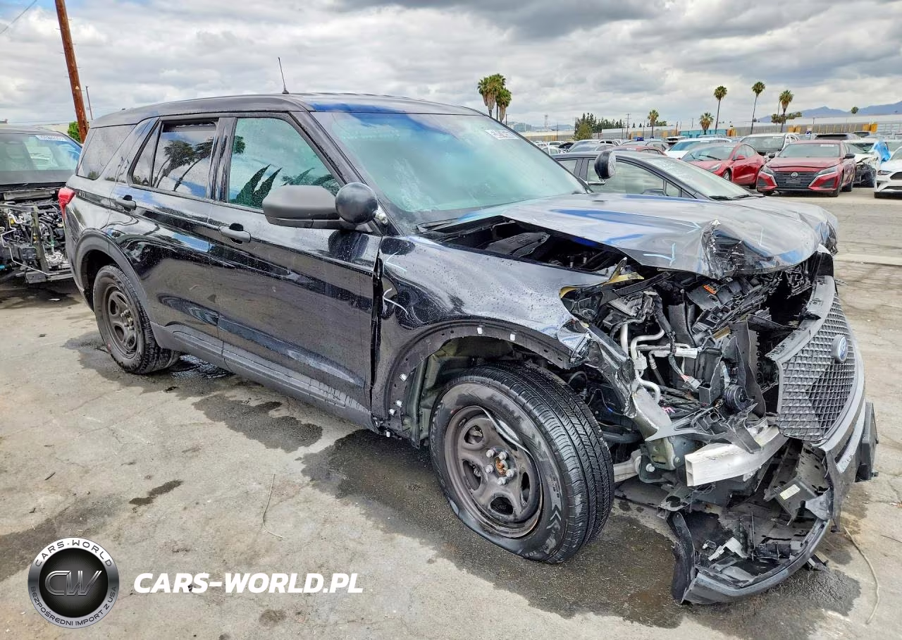 2024 Ford Explorer Police Interceptor VIN:1FM5K8AB1RGA64952 - 4