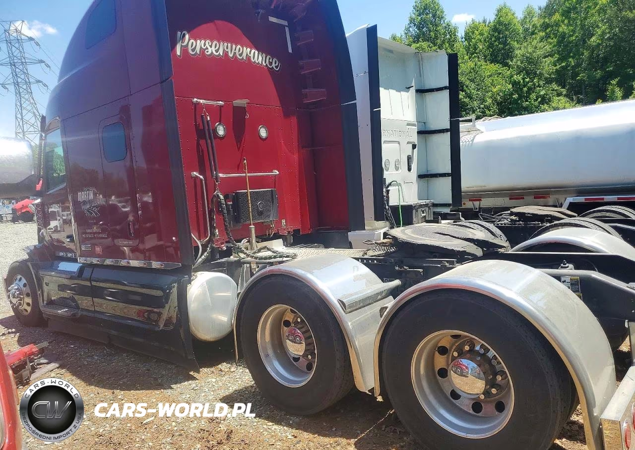 2024 Peterbilt 579 Semi Truck VIN:1XPBD49X0RD656885 - 3