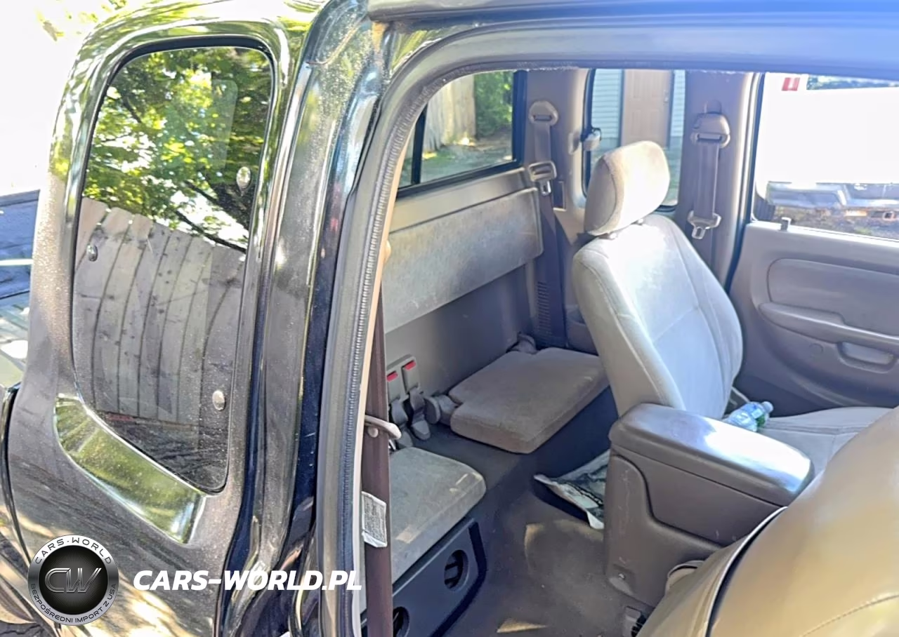 2004 Toyota Tacoma Xtracab VIN:5TEWN72N74Z392476 - 6